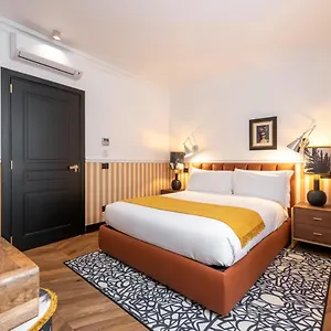 https://the-couper-spiga.it-lombardy.com