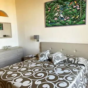 https://appartamento-mimosa-siena.it-tuscanyhotel.com