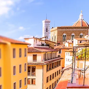 https://santo-stefano-penthouse.it-tuscanyhotel.com