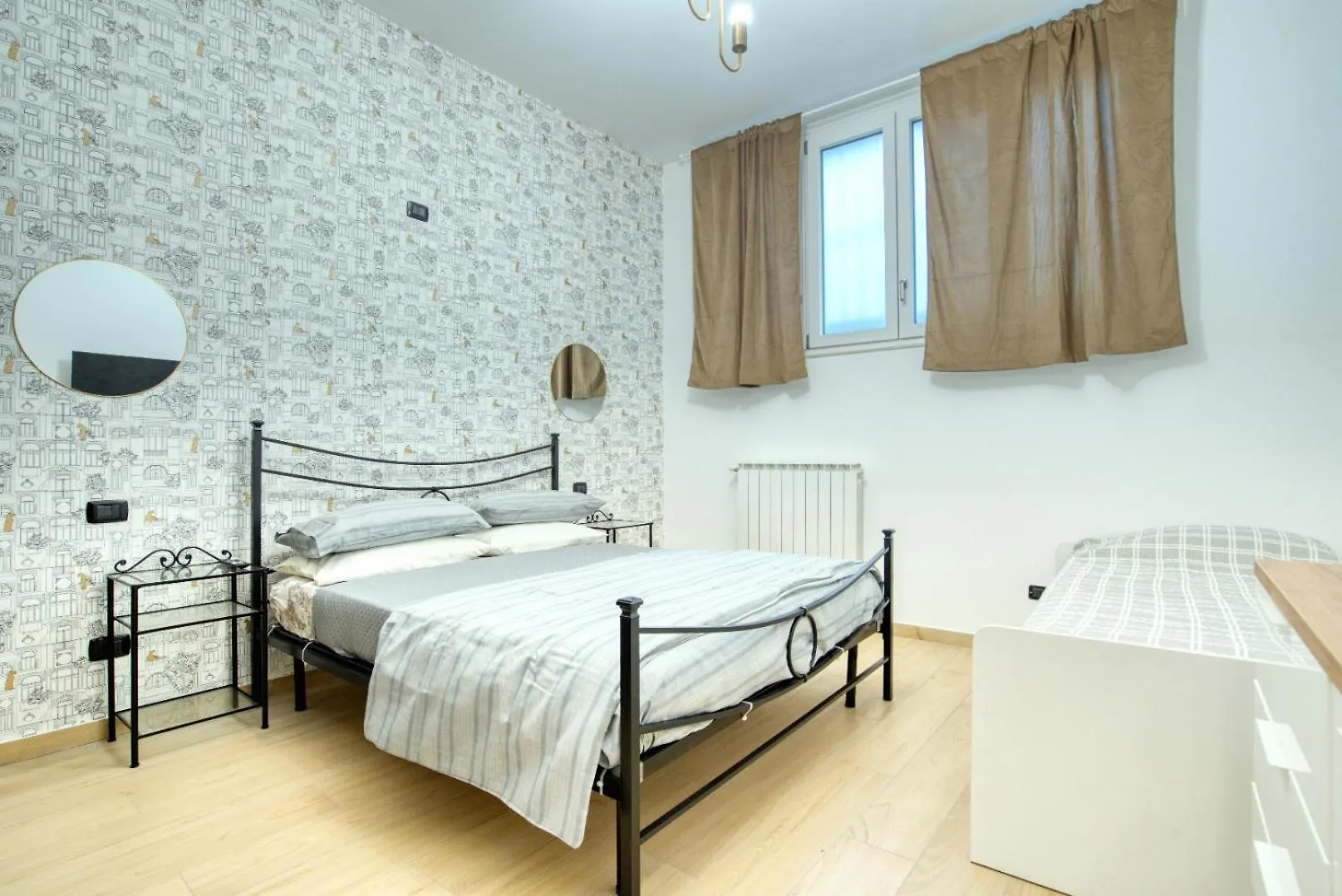 Affittacamere Hotel Italianflat - Subway Milano Italia
